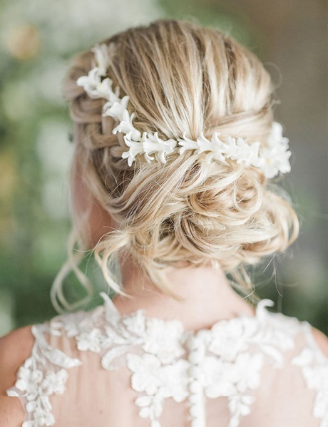 wedding-hair-ideas-2018-28 Wedding hair ideas 2018