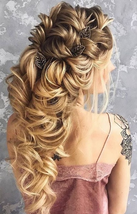 ball-hairstyles-2018-33_15 Ball hairstyles 2018