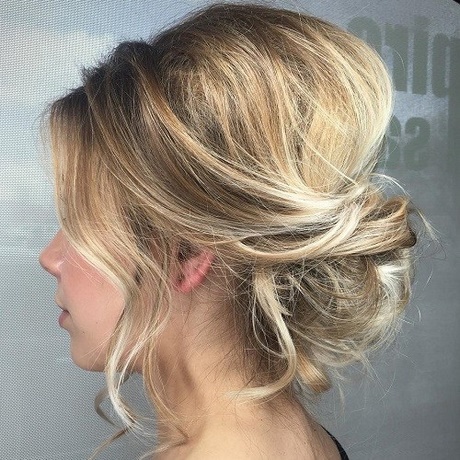 beautiful-updos-for-medium-hair-14_7 Beautiful updos for medium hair