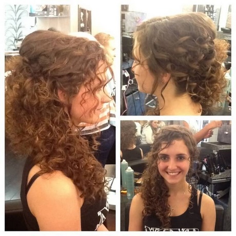 curly-hair-updos-for-prom-79_18 Curly hair updos for prom