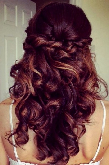 curly-hairstyles-for-prom-long-hair-93_3 Curly hairstyles for prom long hair