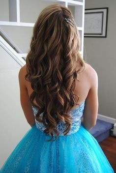 cute-down-hairstyles-for-prom-19_19 Cute down hairstyles for prom