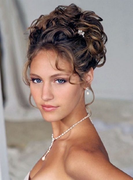 debutante-hairstyles-for-long-hair-82_18 Debutante hairstyles for long hair