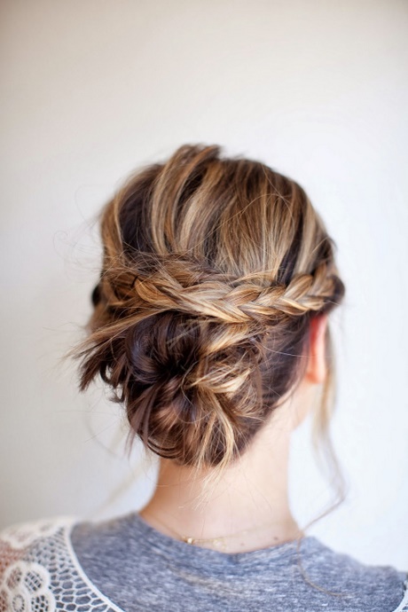 easy-braided-updos-for-medium-hair-75 Easy braided updos for medium hair