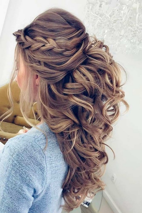 easy-bridesmaid-hairstyles-57_18 Easy bridesmaid hairstyles