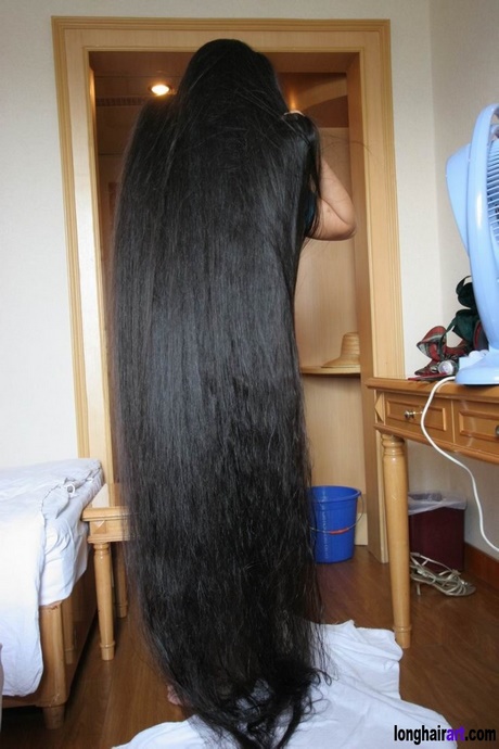 extremely-long-hair-updos-00_12 Extremely long hair updos