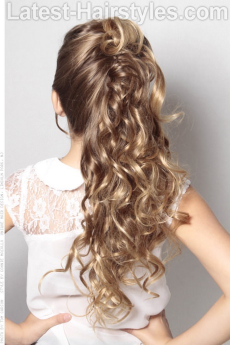 hairstyles-for-female-wedding-96_5 Hairstyles for female wedding