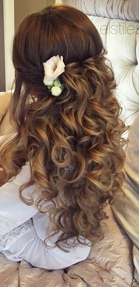 long-hair-bridesmaid-styles-94_10 Long hair bridesmaid styles