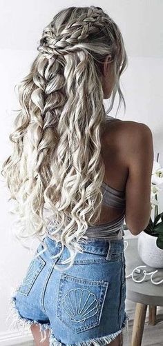 long-hair-prom-styles-2018-53_10 Long hair prom styles 2018