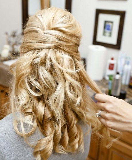 long-hairstyles-wedding-bridesmaid-43_7 Long hairstyles wedding bridesmaid
