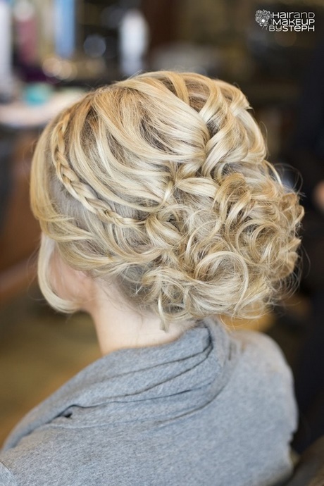 pretty-bridesmaid-hair-83_14 Pretty bridesmaid hair