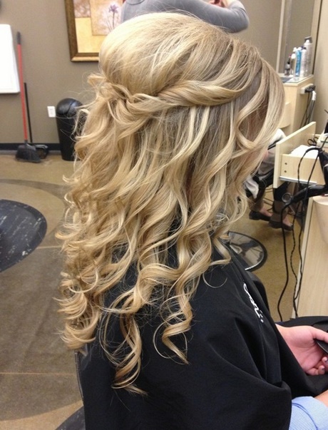 prom-hairstyle-ideas-for-long-hair-15 Prom hairstyle ideas for long hair
