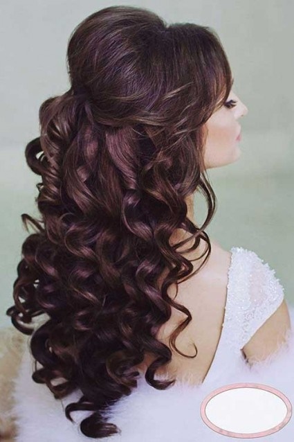 prom-hairstyles-for-long-hair-down-curly-36_5 Prom hairstyles for long hair down curly