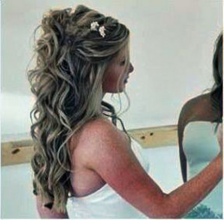 prom-hairstyles-for-long-hair-down-curly-36_6 Prom hairstyles for long hair down curly