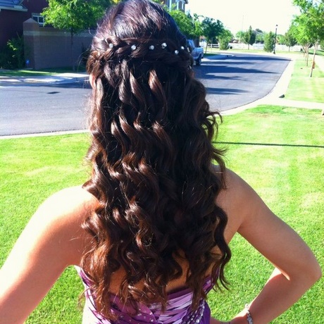 prom-hairstyles-for-long-wavy-hair-99_5 Prom hairstyles for long wavy hair