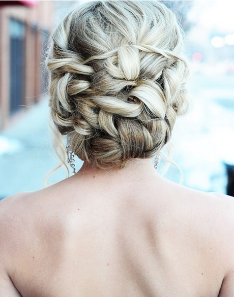 prom-hairstyles-updo-for-long-hair-15_20 Prom hairstyles updo for long hair