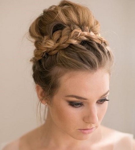 prom-updos-for-long-hair-with-braids-38_3 Prom updos for long hair with braids