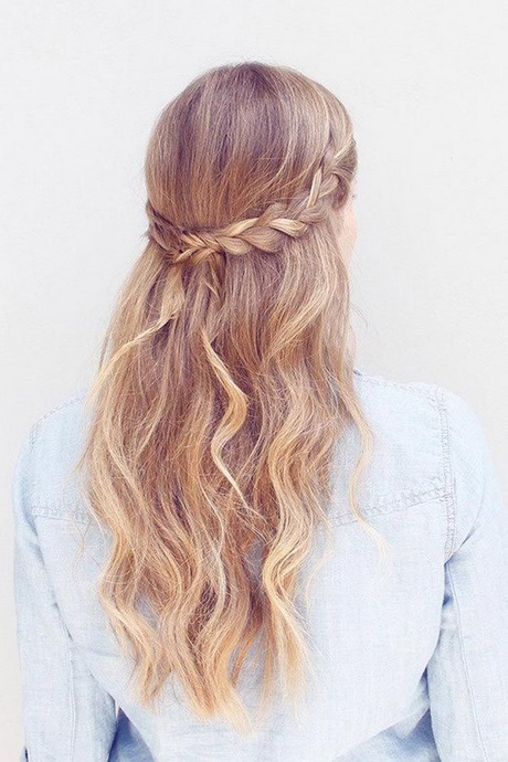 simple-homecoming-hairstyles-34_10 Simple homecoming hairstyles