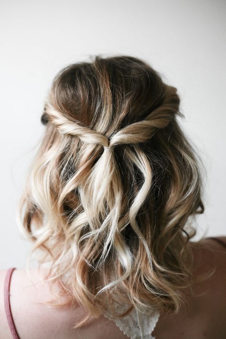simple-homecoming-hairstyles-34_2 Simple homecoming hairstyles