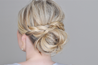 simple-updo-bun-22 Simple updo bun