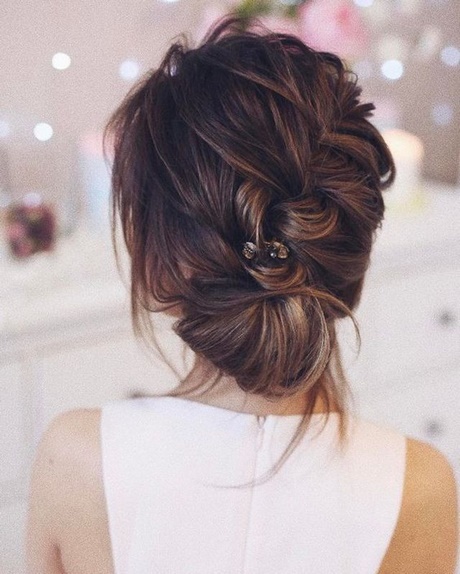 soft-updos-for-long-hair-21_20 Soft updos for long hair