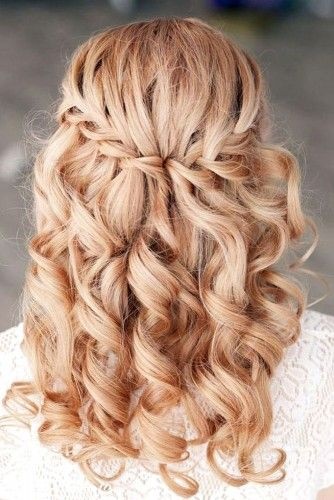 updo-hairstyles-for-graduation-81_13 Updo hairstyles for graduation