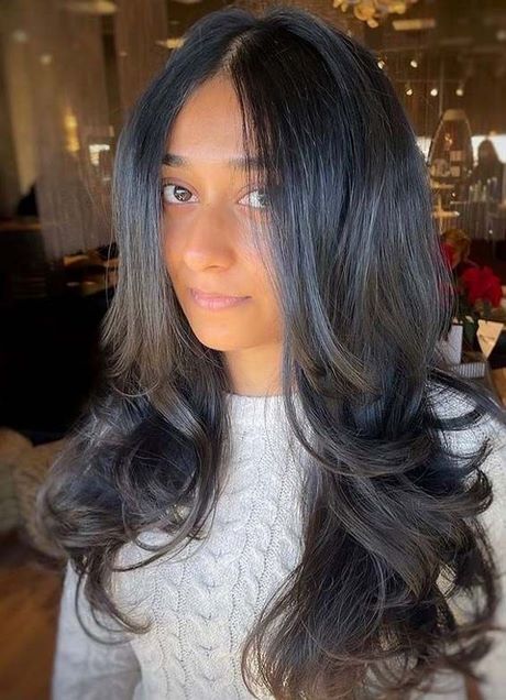 long-black-weave-hairstyles-2022-65_14 Long black weave hairstyles 2022