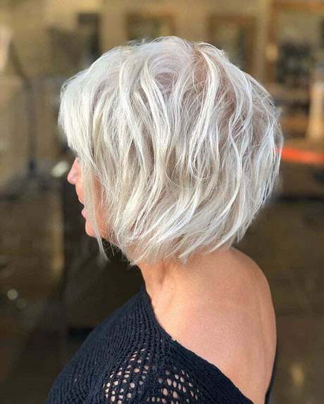 short-hairstyle-pictures-for-2022-39_8 Short hairstyle pictures for 2022