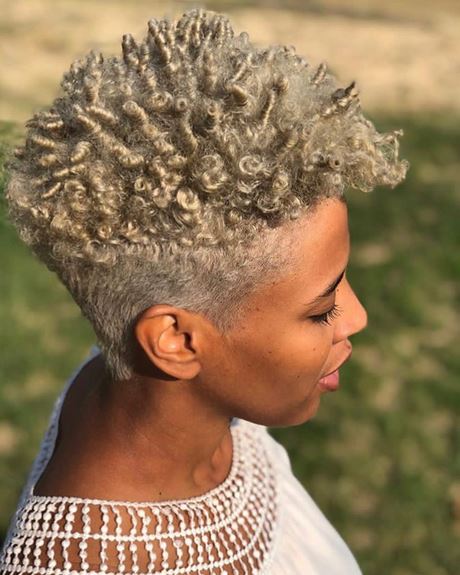 short-hairstyles-for-black-women-2022-79_19 Short hairstyles for black women 2022