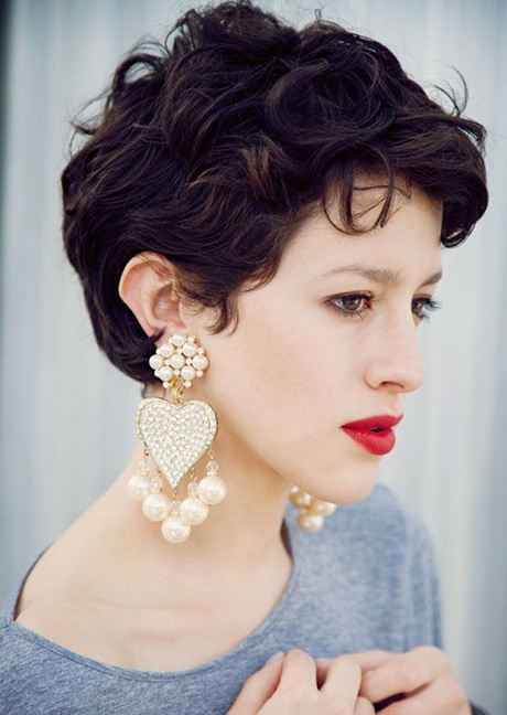 Short Curly Hairstyles For Women 2016 5576