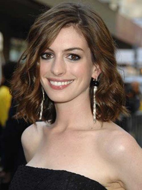 celebrity-mid-length-hair-78_16 Celebrity mid length hair