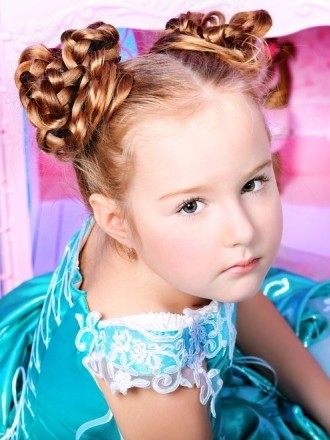 hairstyles-for-childrens-long-hair-29_16 Hairstyles for childrens long hair