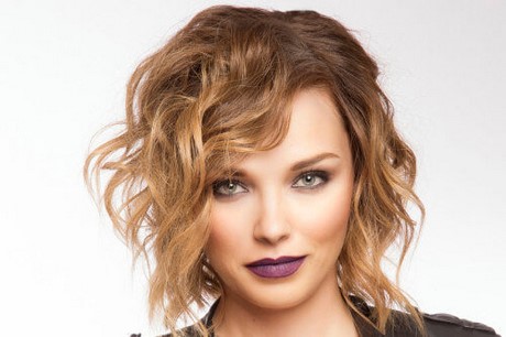 most-popular-medium-length-hairstyles-34_4 Most popular medium length hairstyles