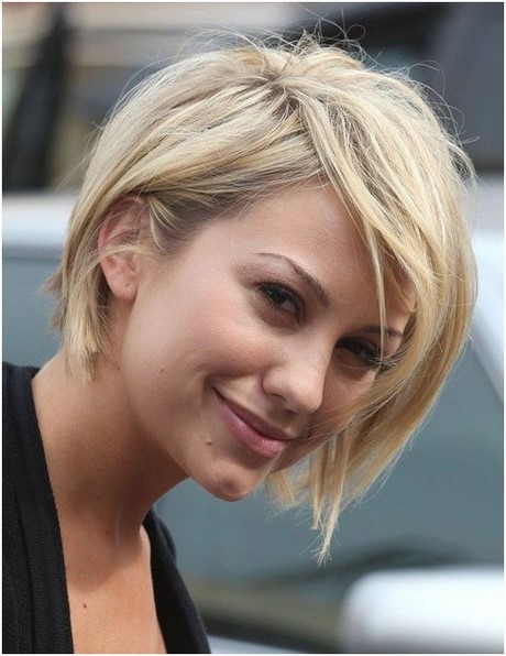 short-haircuts-for-females-40_9 Short haircuts for females