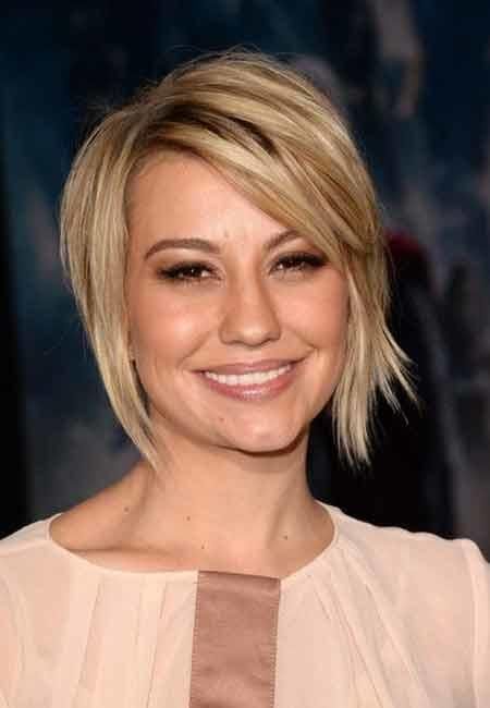 celebrities-with-short-hair-2019-95_2 Celebrities with short hair 2019