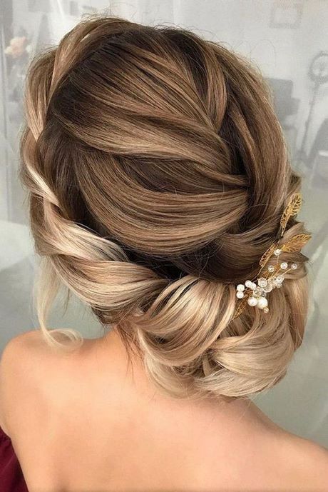 prom-hairstyles-updos-2019-07 Prom hairstyles updos 2019