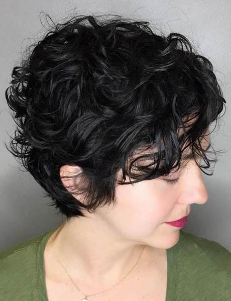 short-hairstyles-for-natural-curly-hair-2019-33_17 Short hairstyles for natural curly hair 2019
