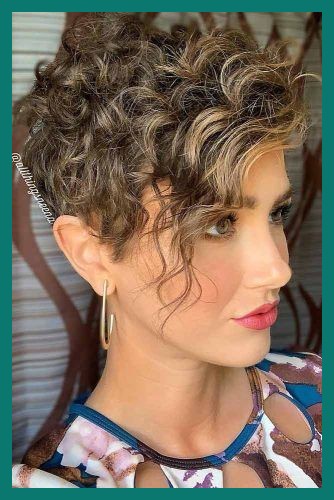 best-hairstyles-for-curly-hair-2020-26_15 Best hairstyles for curly hair 2020