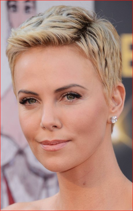 celebrities-with-short-hair-2020-37_2 Celebrities with short hair 2020