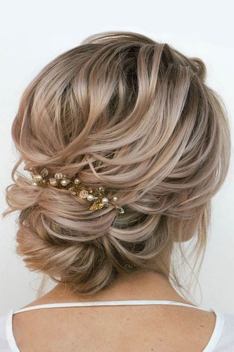 hairstyles-upstyles-2020-27_7 Hairstyles upstyles 2020