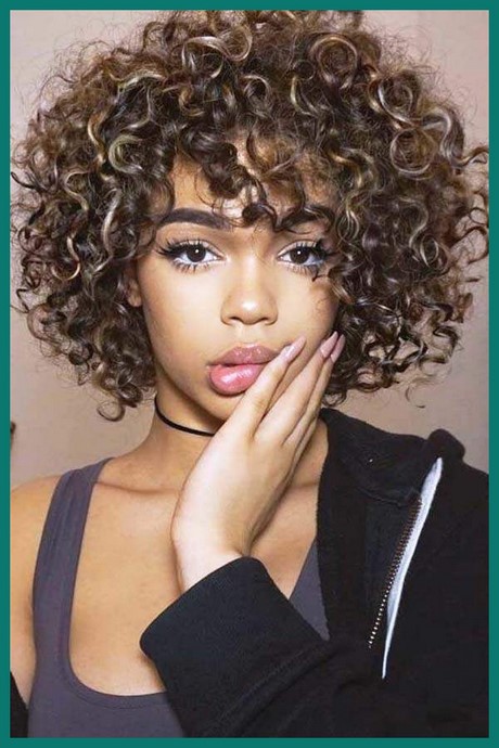 trendy-short-curly-hairstyles-2020-50_5 Trendy short curly hairstyles 2020