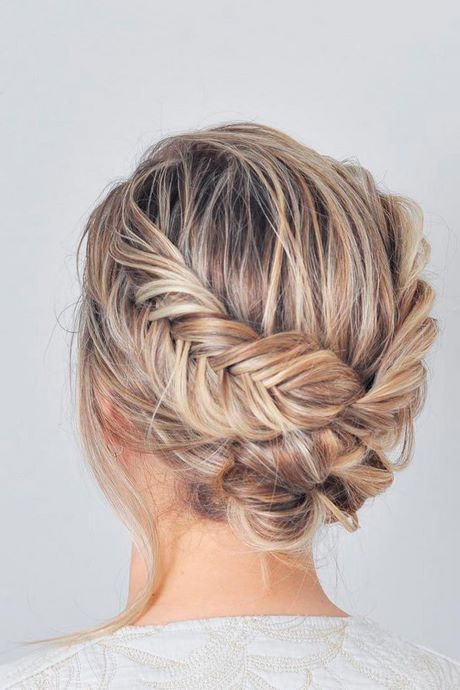 updo-hair-2020-46_15 Updo hair 2020