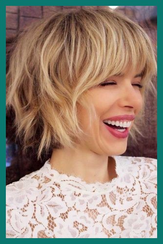 womens-haircuts-with-bangs-2020-60_11 Womens haircuts with bangs 2020