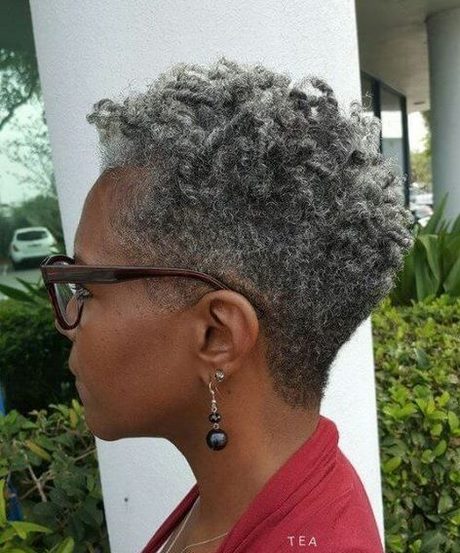 2021-short-hairstyles-for-black-ladies-60_13 2021 short hairstyles for black ladies