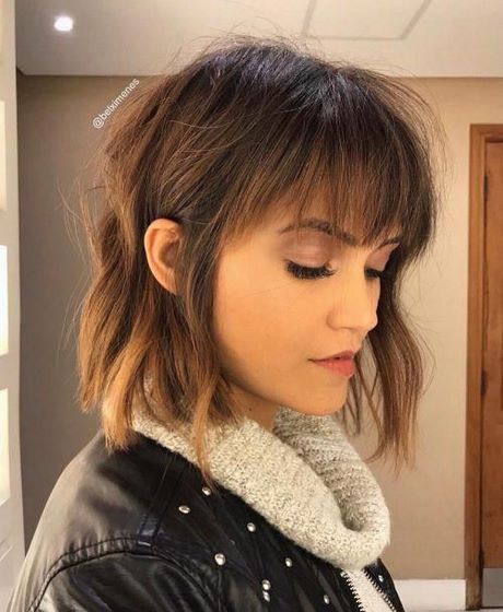 best-hairstyles-with-bangs-2021-08_6 Best hairstyles with bangs 2021