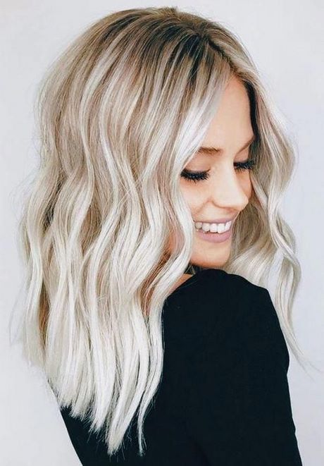 hairstyles-for-long-blonde-hair-2021-15_16 Hairstyles for long blonde hair 2021