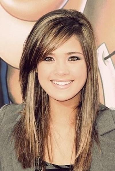 hairstyles-with-side-bangs-2021-19_5 Hairstyles with side bangs 2021