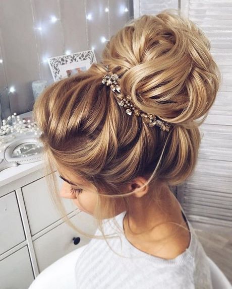 latest-wedding-hairstyles-2021-69_15 Latest wedding hairstyles 2021