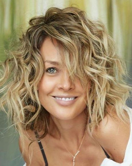 new-short-curly-hairstyles-2021-12_4 New short curly hairstyles 2021