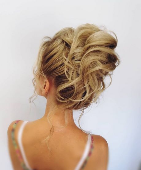 new-updo-hairstyles-2021-04_19 New updo hairstyles 2021